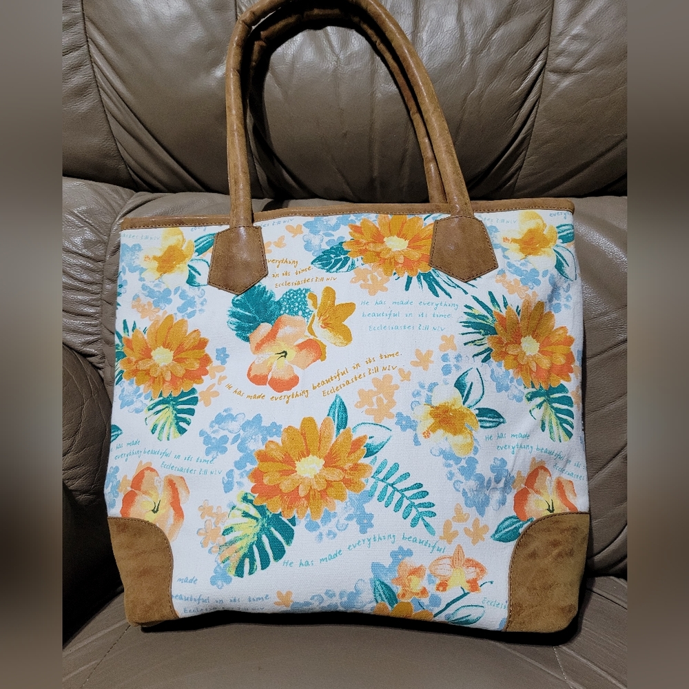 (3231-6)Mary&Martha, Floral Bag, Purse, Beyond Beautiful, View 2